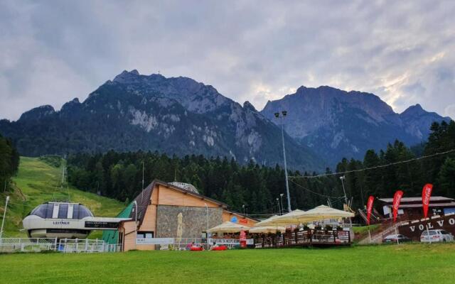 Apartament Eric, Busteni