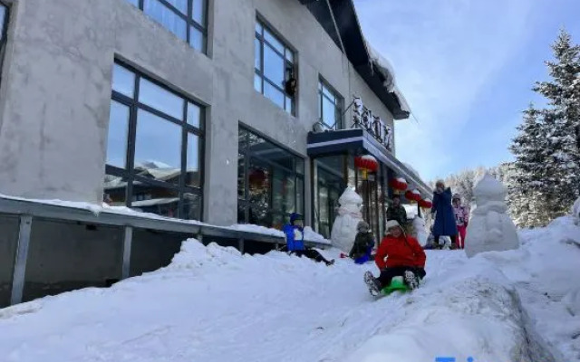 Xuexiang Jingbei Hotel