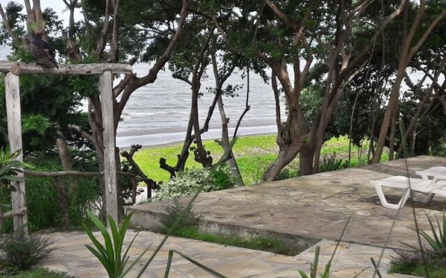 Xalli Beach Hotel