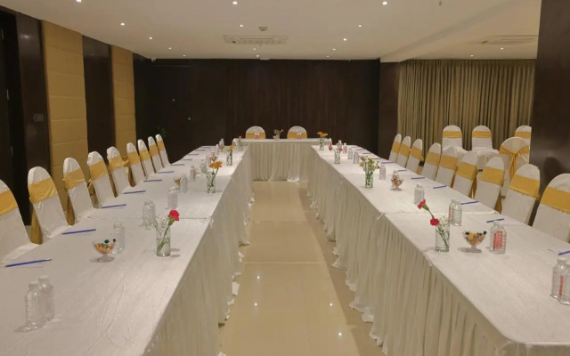 Hotel Grand Continent Premiere, Banjara Hills, Hyderabad