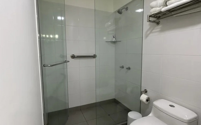 Miraflores 1 or 2 Bedroom Executive Apartment.