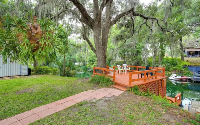Riverfront Dunnellon Home w/ Private Dock!