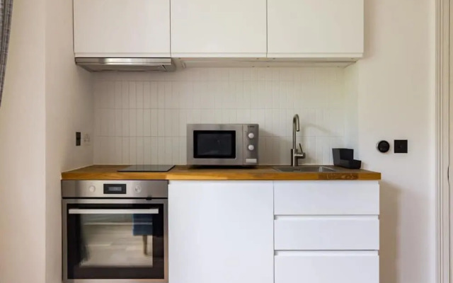 Elegant Primrose Hill Townhouse With Garden
