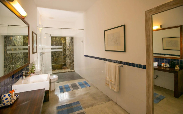 Villa Saffron Hikkaduwa