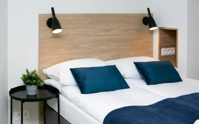 Warsaw City Center Apartments by Renters