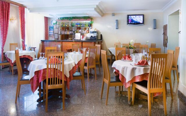 Domus Hotel -1