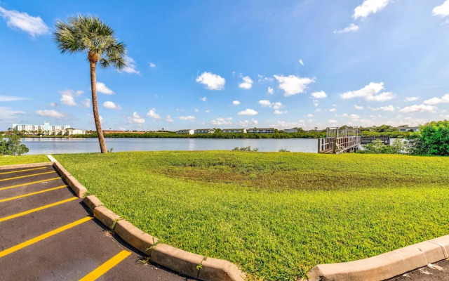 Mariner's Pointe 701