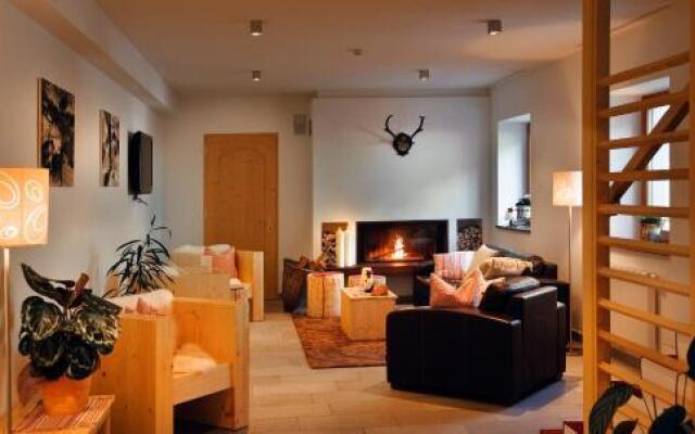 Helmhotel