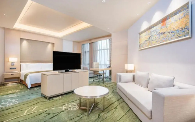 Holiday Inn Chongqing University Town