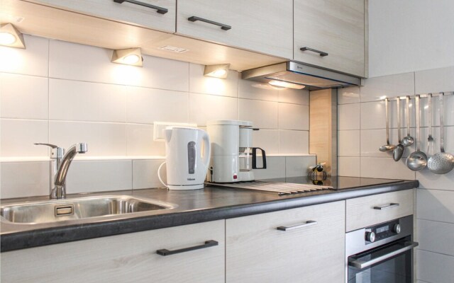 Amazing Home in Bruinisse With 2 Bedrooms and Wifi