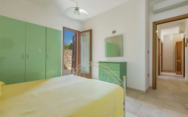 1679 Villa Mila in Torre Vado