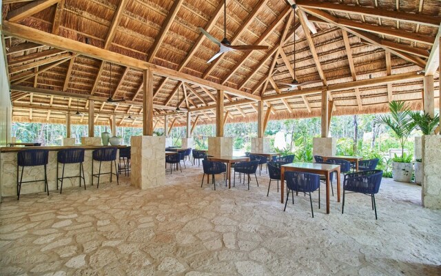 Santomar Tulum A102 By Lockey