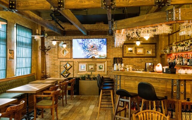 ул. Бахтриони, 2