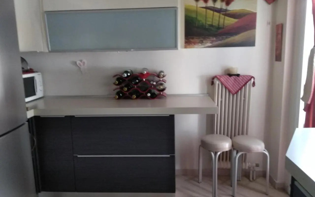 Efi'S House