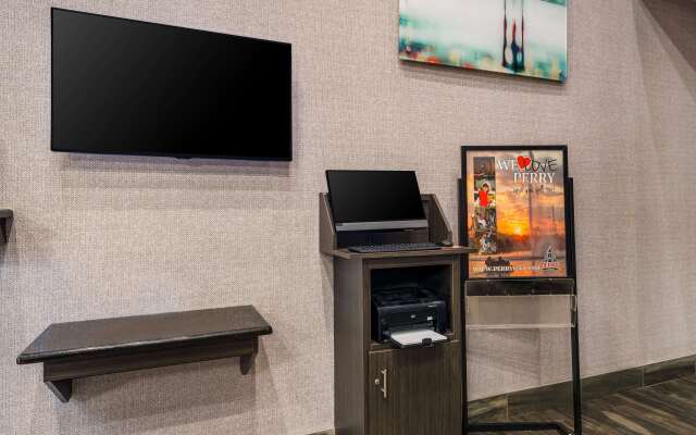 Best Western Bradbury Inn & Suites