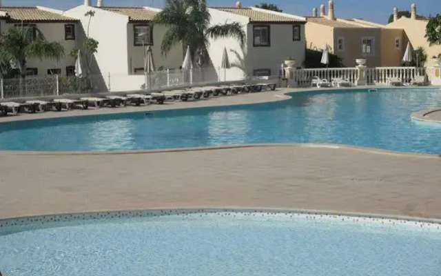 Ponta Grande Resort