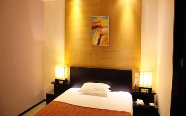 Hundred Centuries Hotel