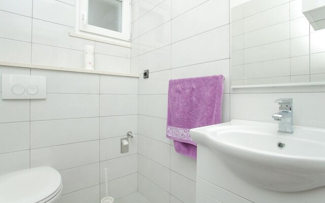 Awesome Home in Prigradica With Wifi and 4 Bedrooms