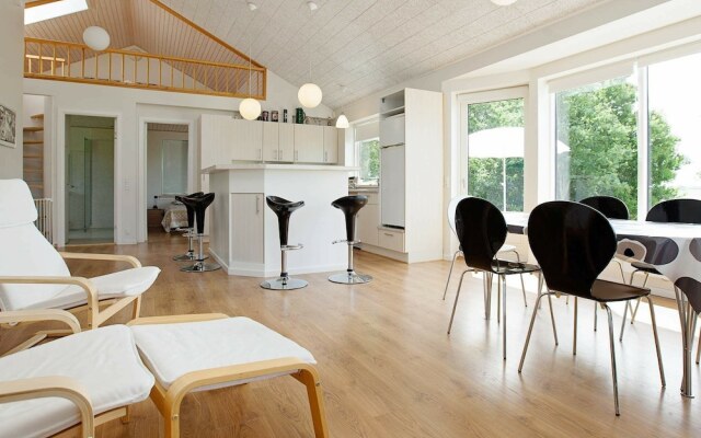 Comfortable Holiday Home in Hundested With Jacuzzi