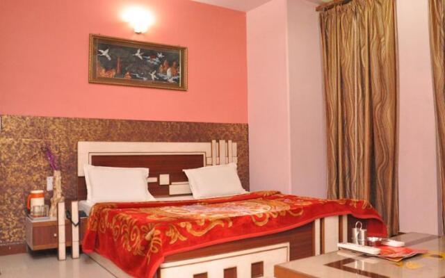 Hotel Red Inn