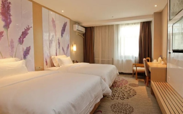 Lavande Hotels Xian Weiyang Longshou Original Metro Station – Guest Rooms – Xi'an