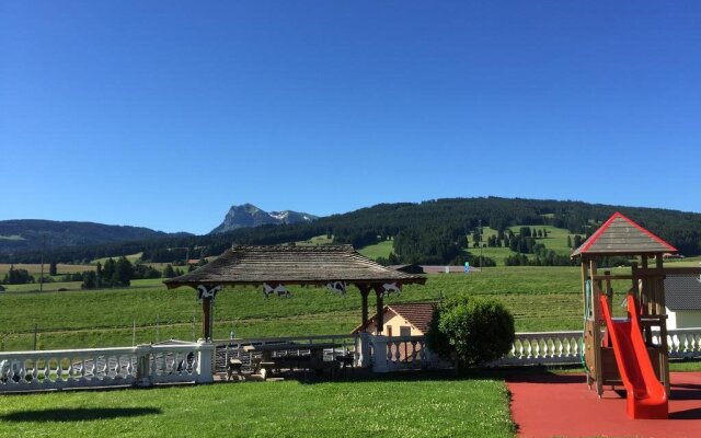 Hôtel - Restaurant Le Manoir