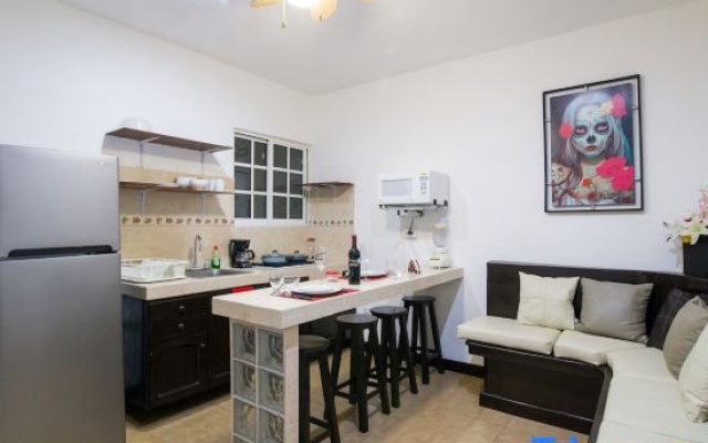 Katrina Double Balcony Apartment 5th Avenue
