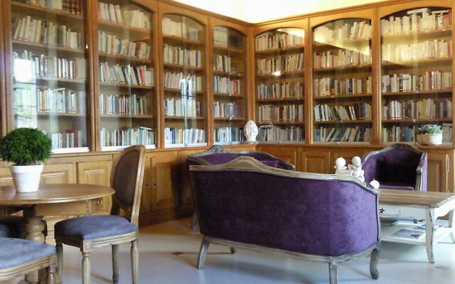 Espace Rencontre Angèle Mérici