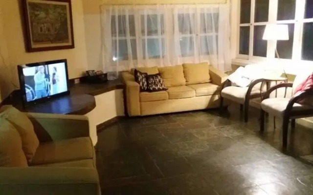 Pousada Nossa Casa Itauna Beach