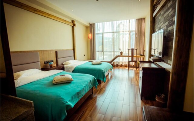 Moonlit Sky Resort
