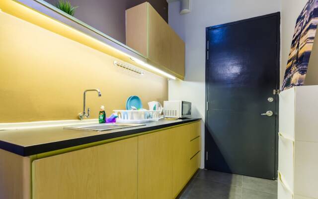 Luzzeri Suite Empire Damansara