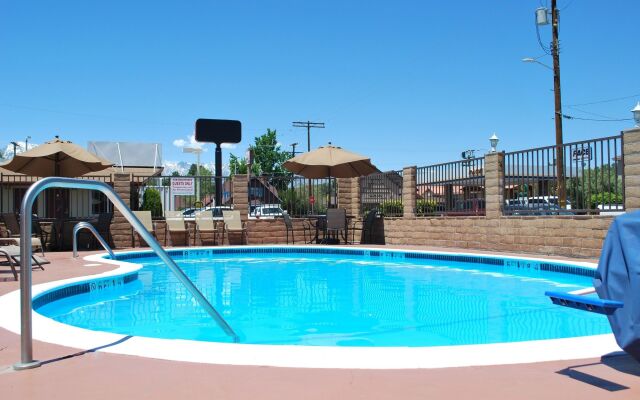 Quality Inn Bishop near Mammoth