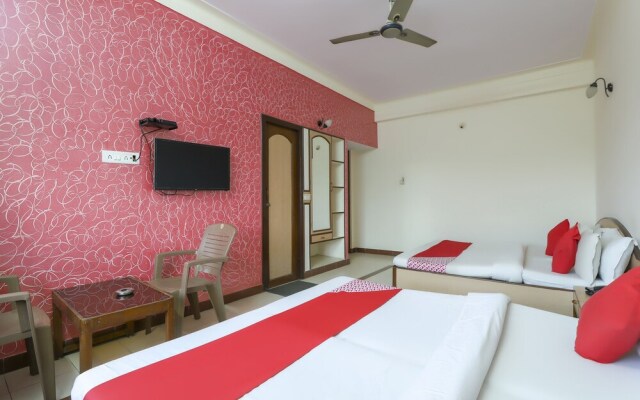 Hotel Hill Top by OYO