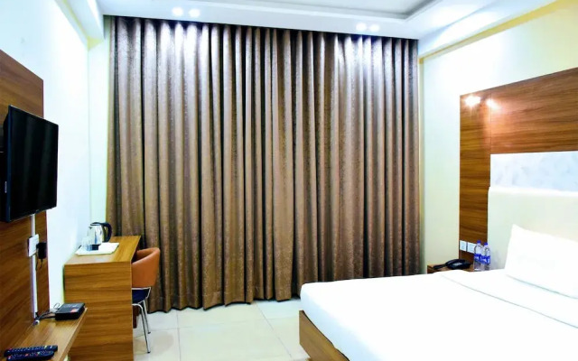 When In Gurgaon - Service Apartments, Opp Artemis Hospital