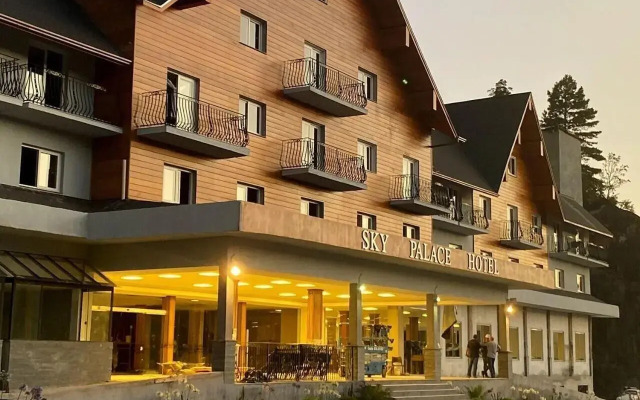 Sky Palace Hotel
