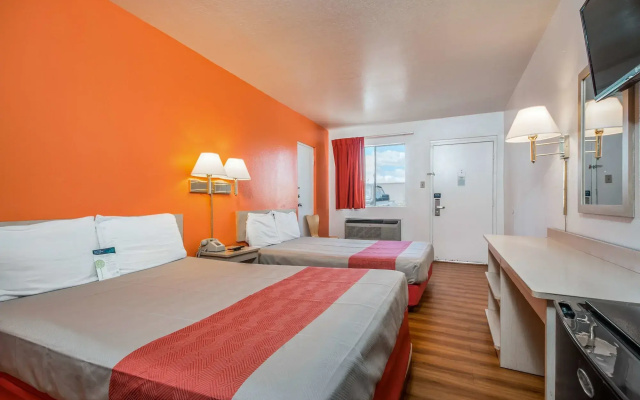 Motel 6 Van Horn, TX