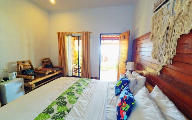 Coastal Inn – Guest Rooms – Nusa Penida
