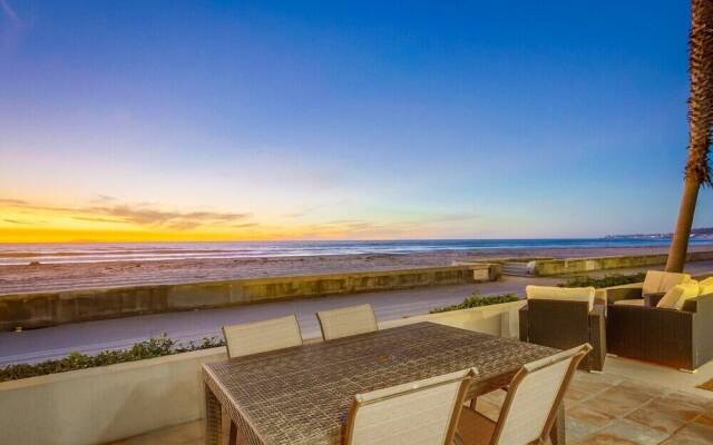 Beachside Getaway I 2 Bedrooms 2 Bathrooms Condo