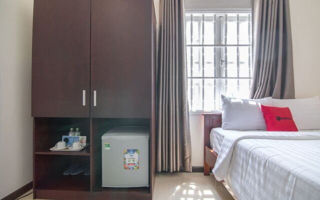 RedDoorz Premium near Bai Sau
