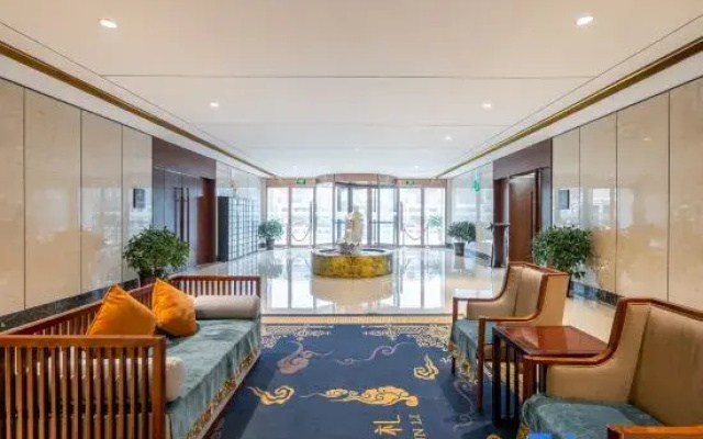 Yulong Garden Hotel (Zhenping Wandelong Plaza)