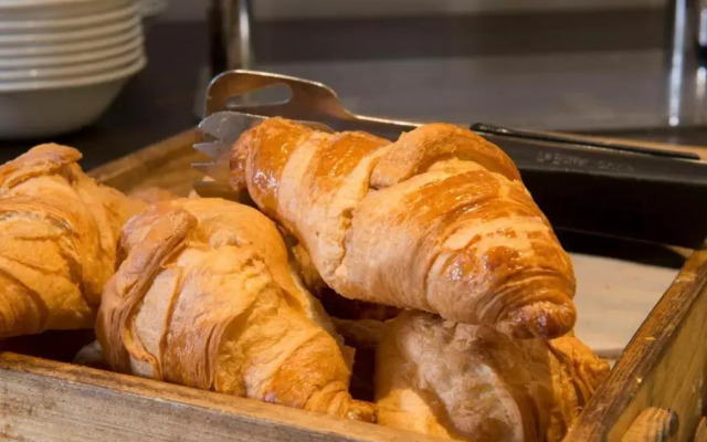 Holiday Inn Guildford by IHG