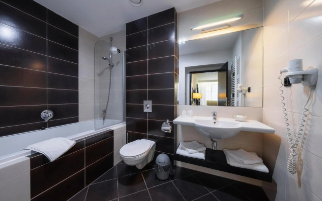 Astory Hotel