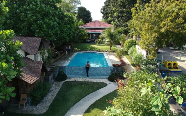 Feel Deep Dive Resort