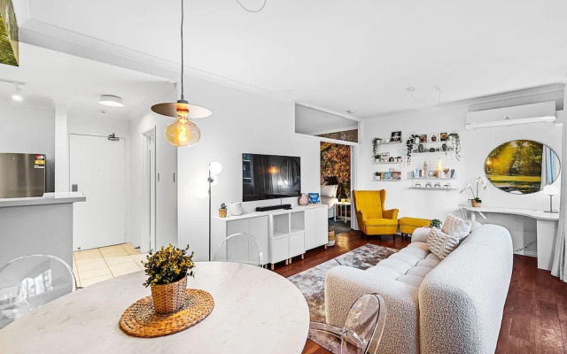 Bespoke East Perth - Sleeps 2 - Superior Wifi
