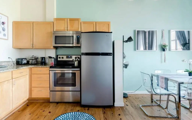 Trifecta 2BR Modern & Spacious Superhost