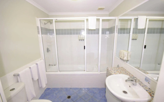 Country Comfort Mackay Resort