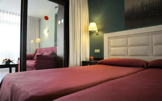 Evenia Olympic Palace