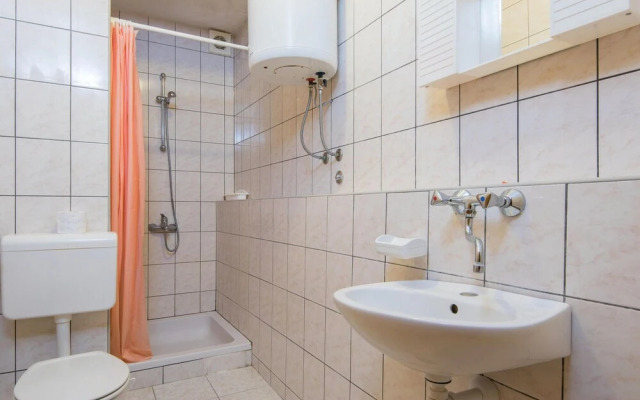 Nice Home in Potomje With Wifi and 3 Bedrooms