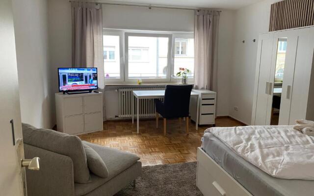 MOLL Suites -Next to Congress Hall-City Center