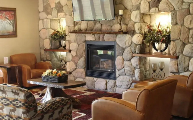 Rivertown Inn